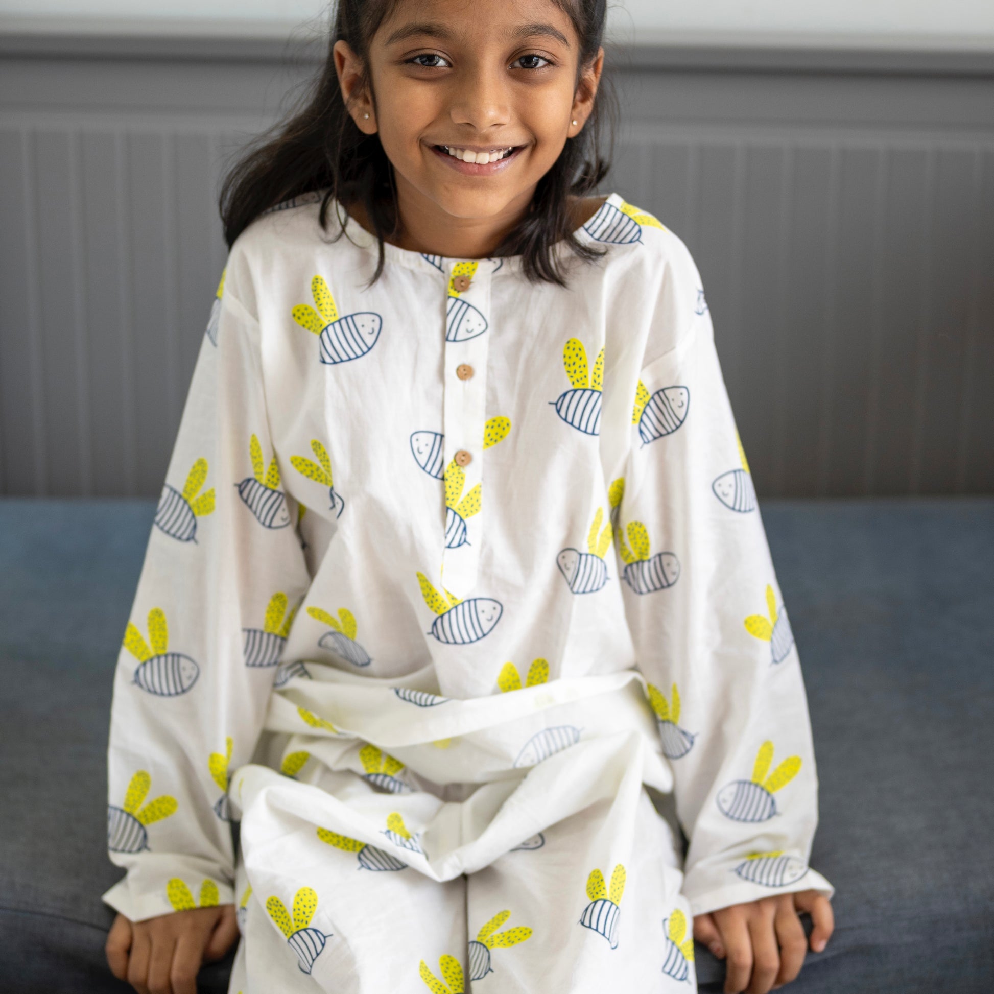 'A Swarm of Bees' Kurta Pyjama Set on White