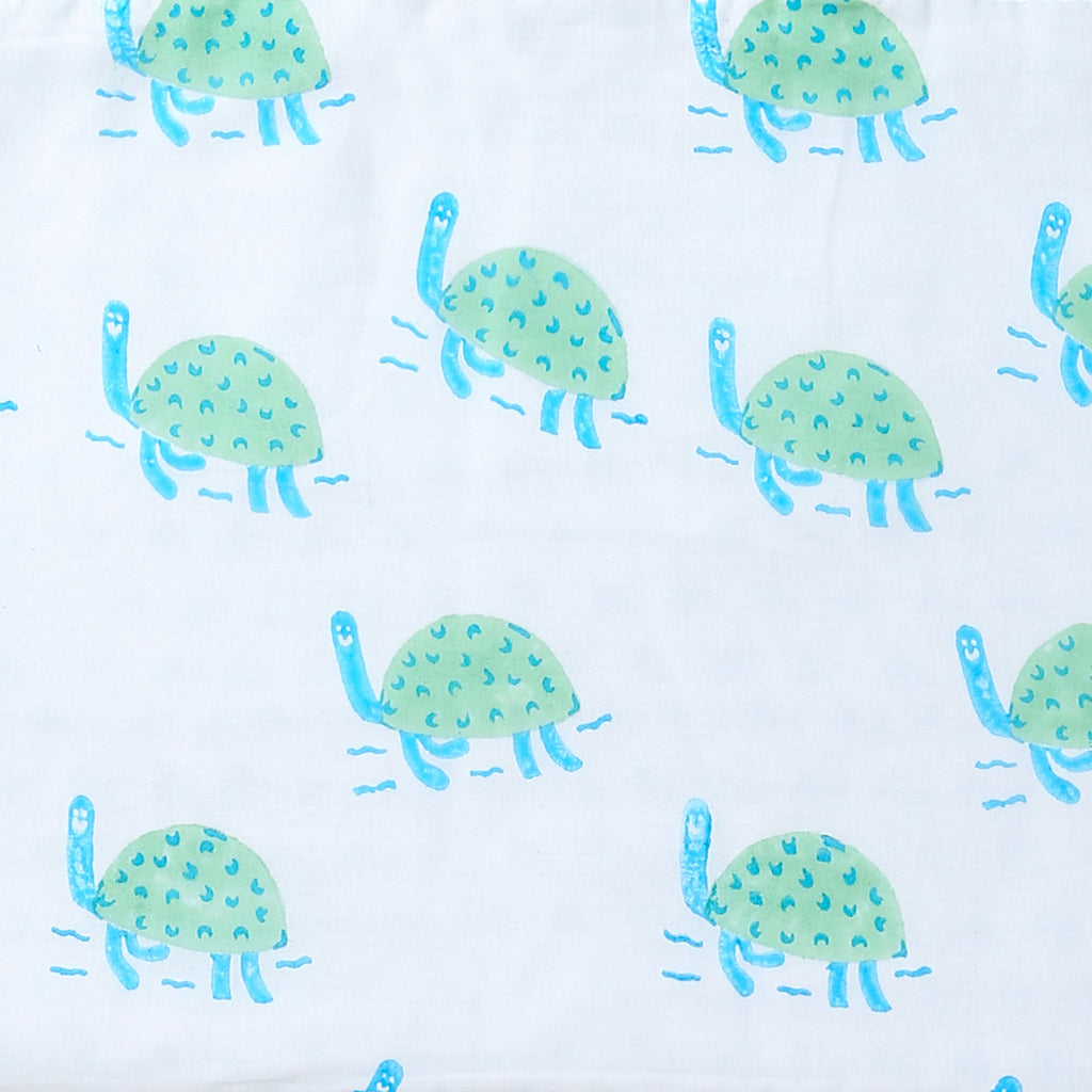 'A Bale of Turtles' Blanket