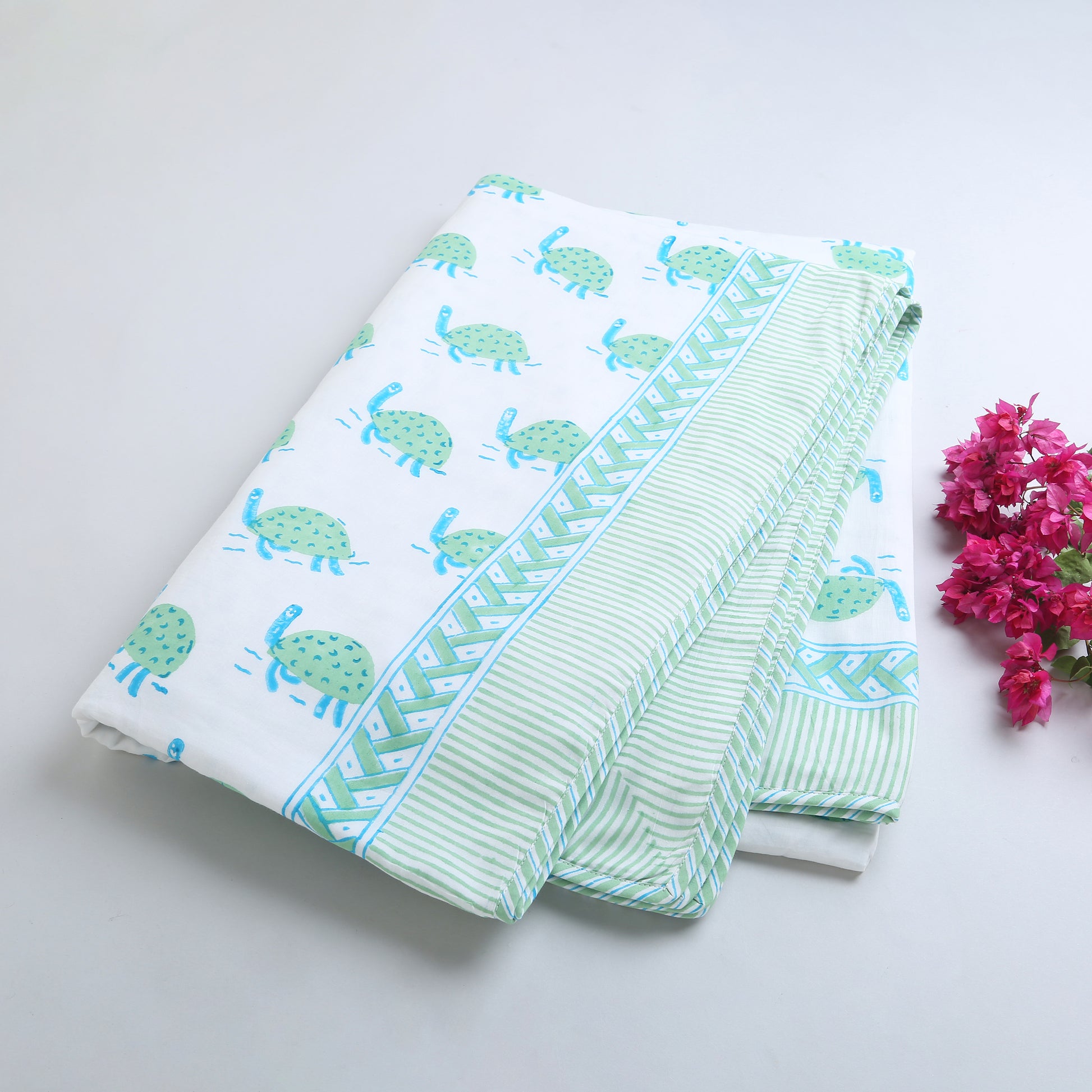 'A Bale of Turtles' Blanket