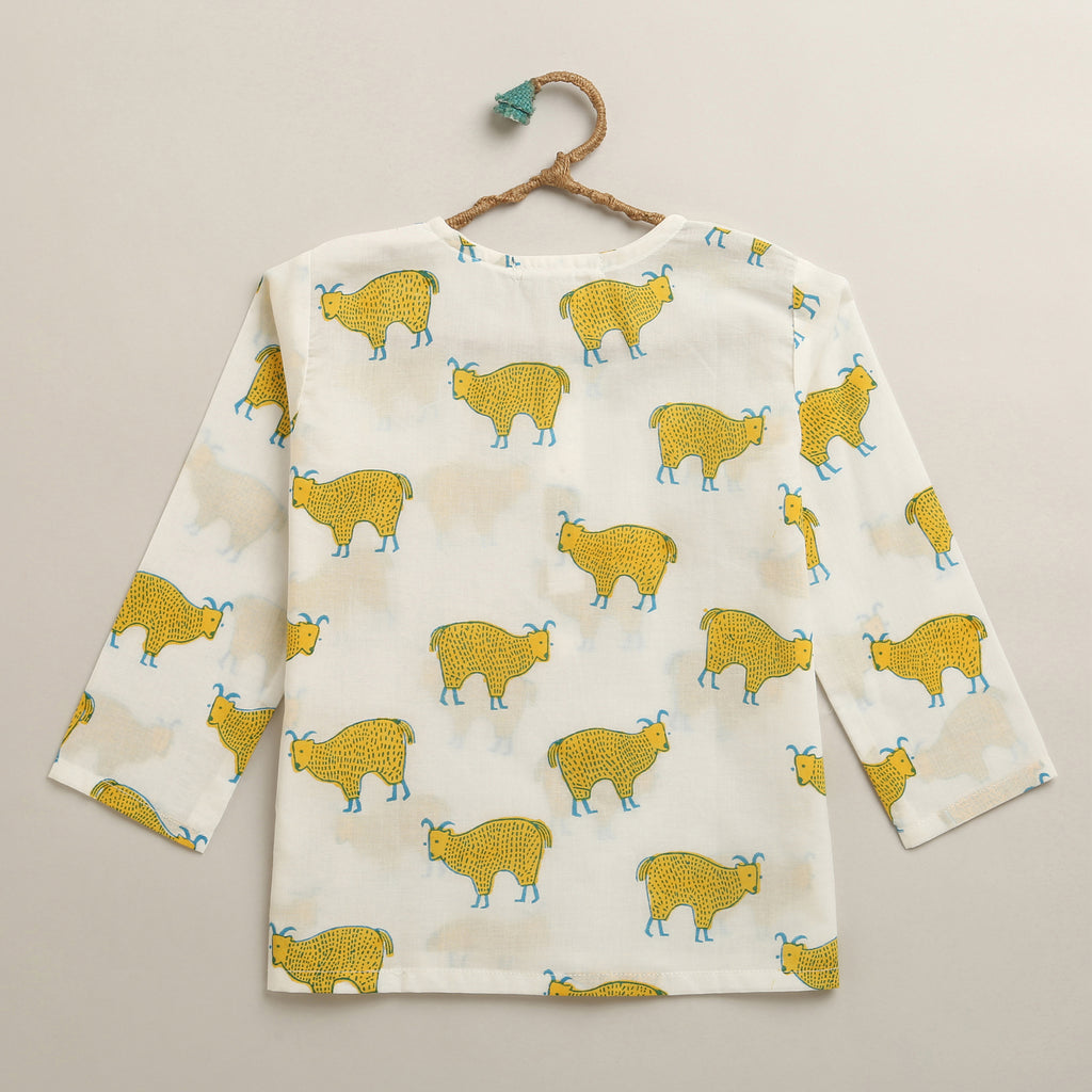 ‘ A Herd of Himalayan Tahrs’ Kurta Pyjama Set