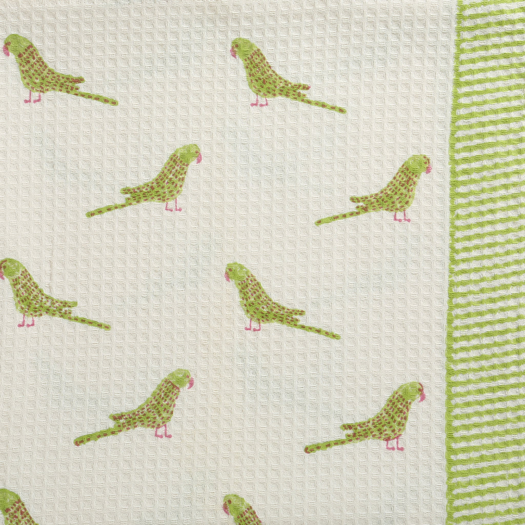 ' A Cluster of Parakeets' Bathing Towel
