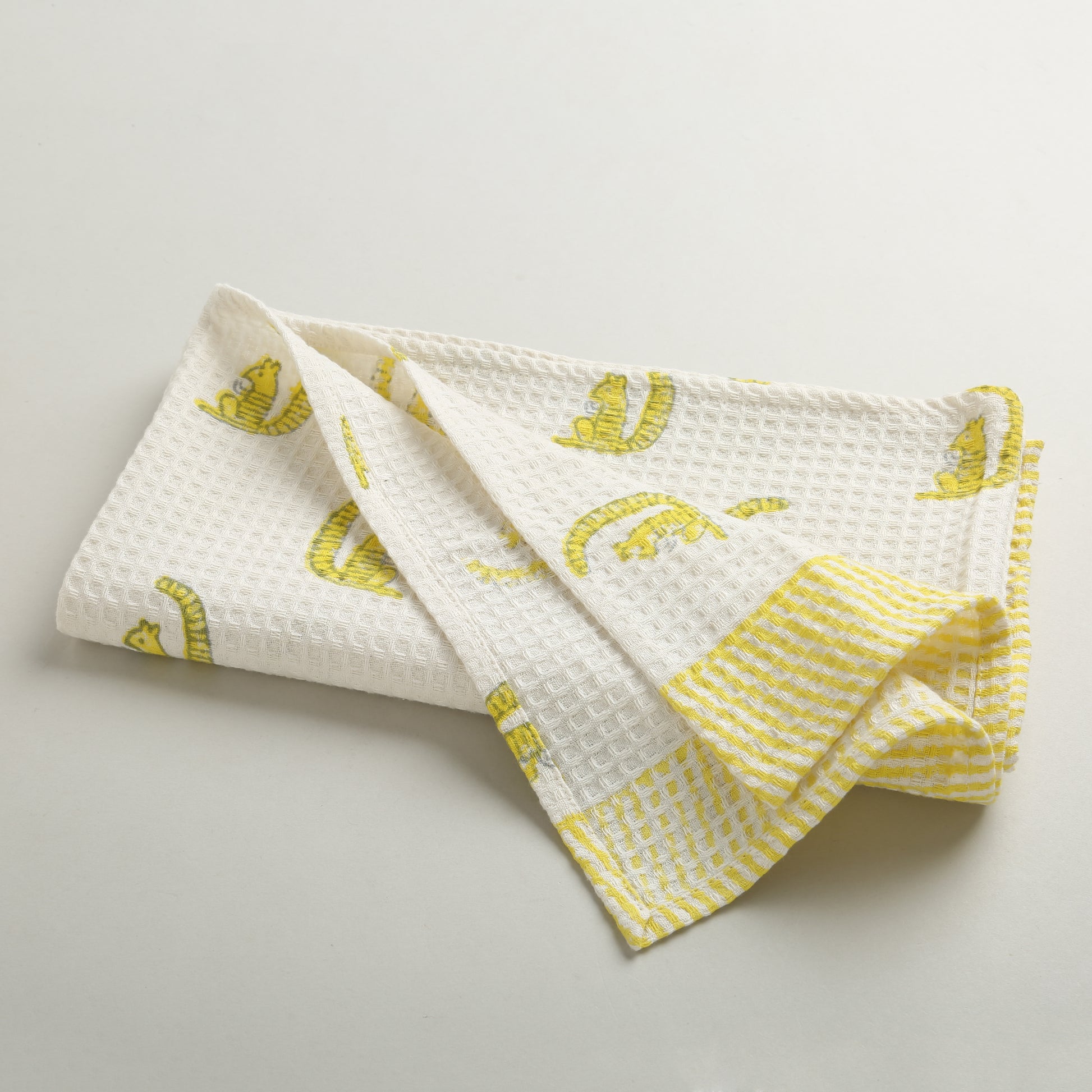 ' A Scurry of Squirrels' Bathing Towel