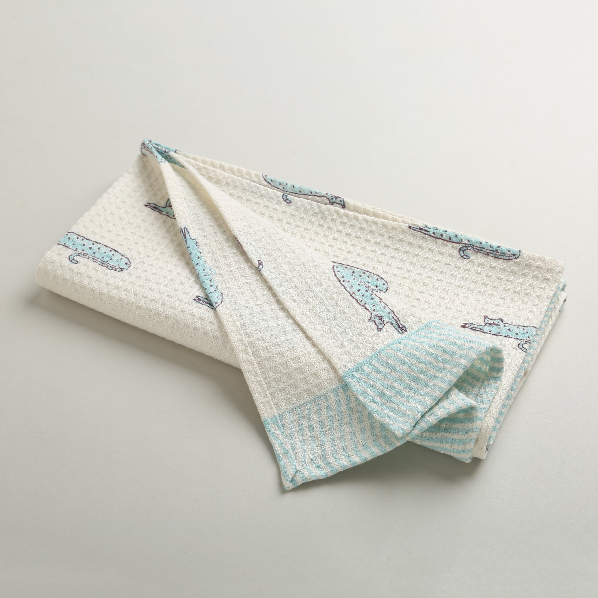 ' A Clowder of Cats' Bathing Towel