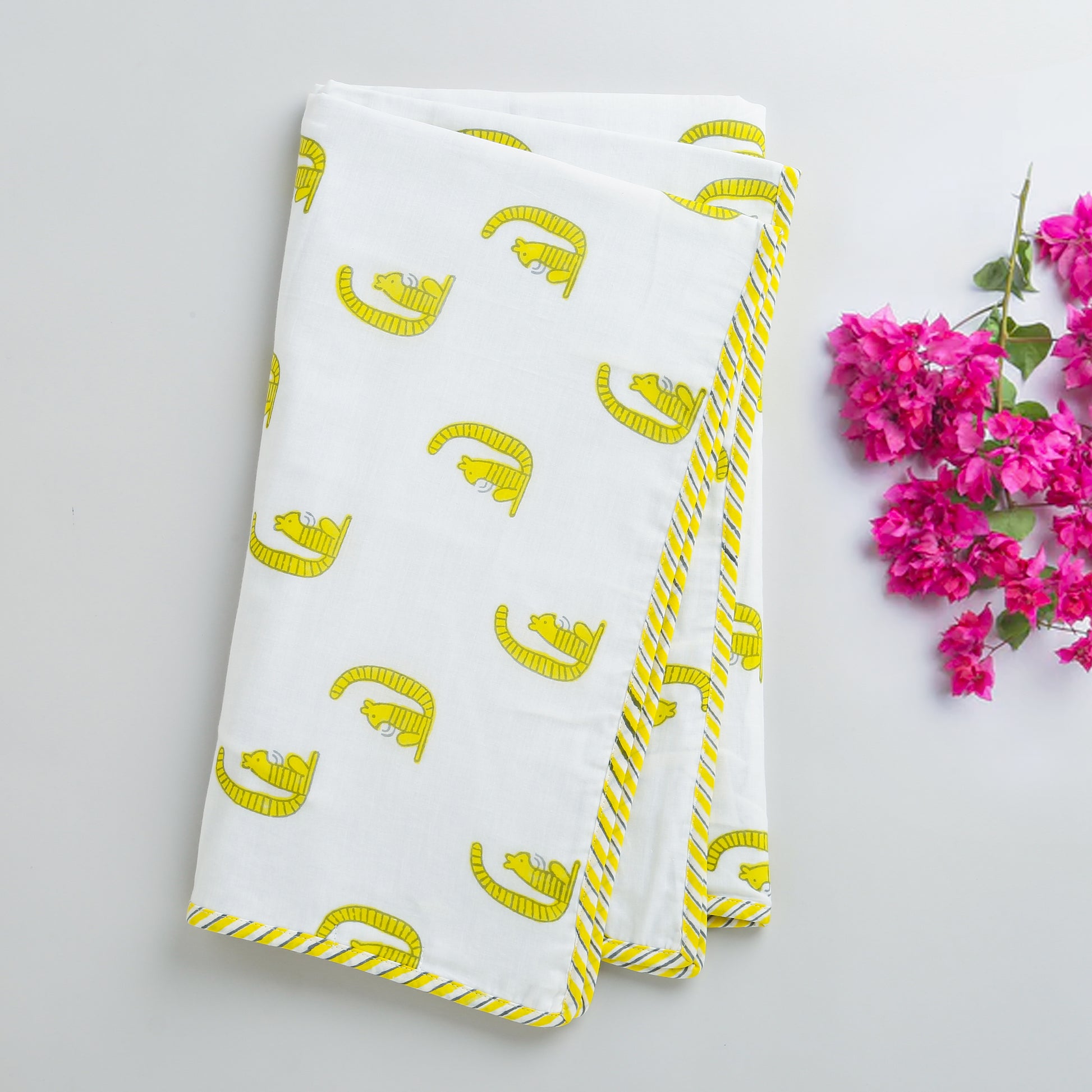 'A Scurry of Squirrels' Blanket