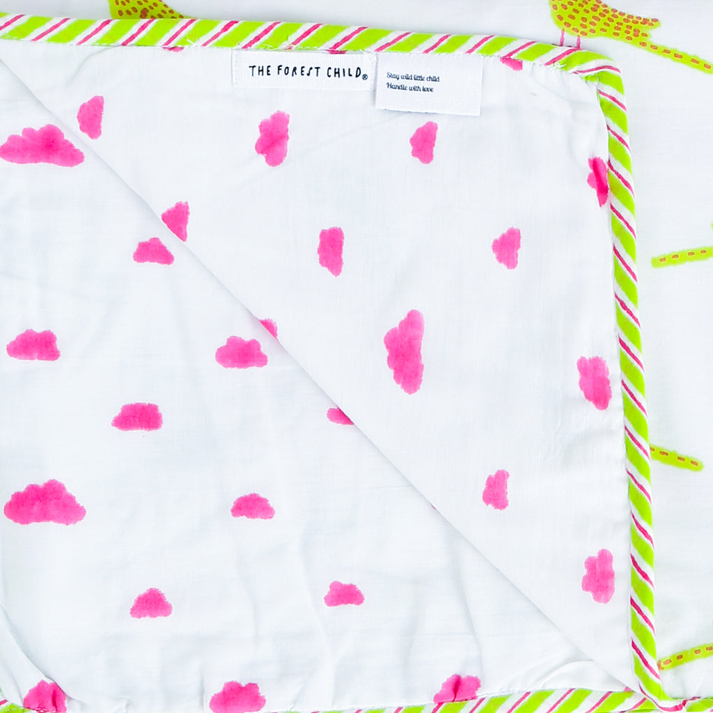 'A Cluster of Parakeets' Blanket