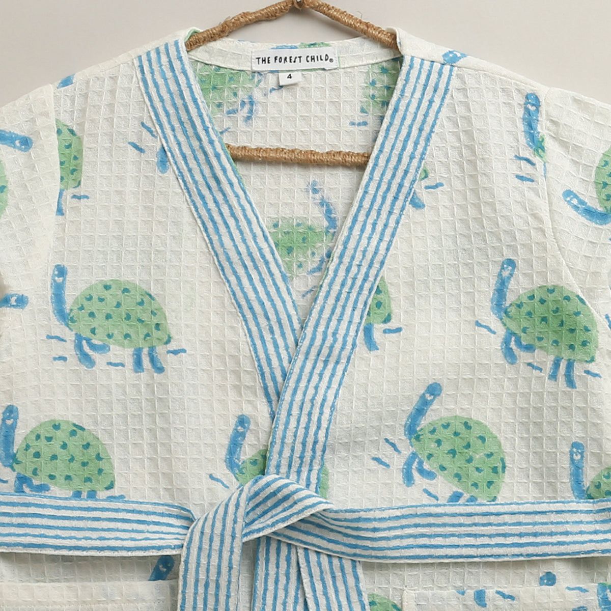 'A Bale of Turtles' Bathrobe