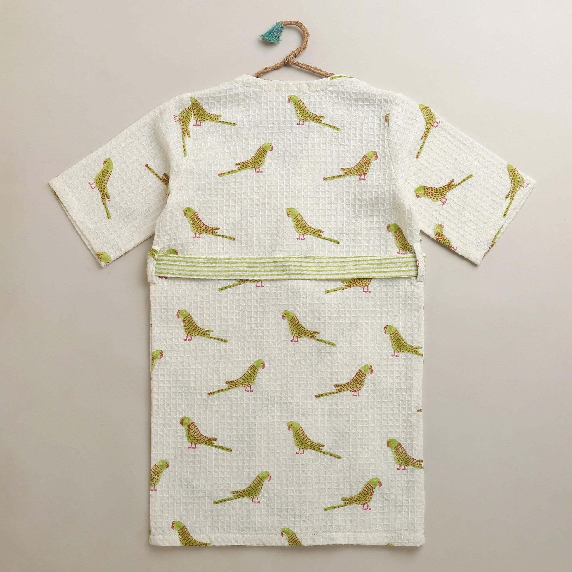 'A Cluster  of Parakeets' Bathrobe