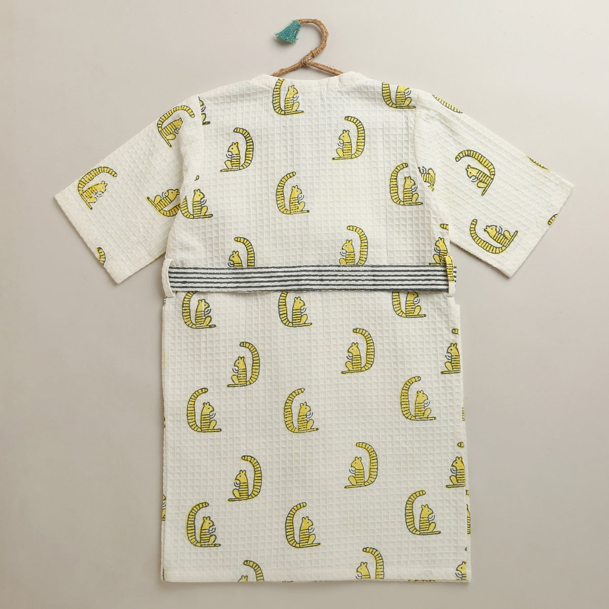 'A Scurry  of Squirrels' Bathrobe