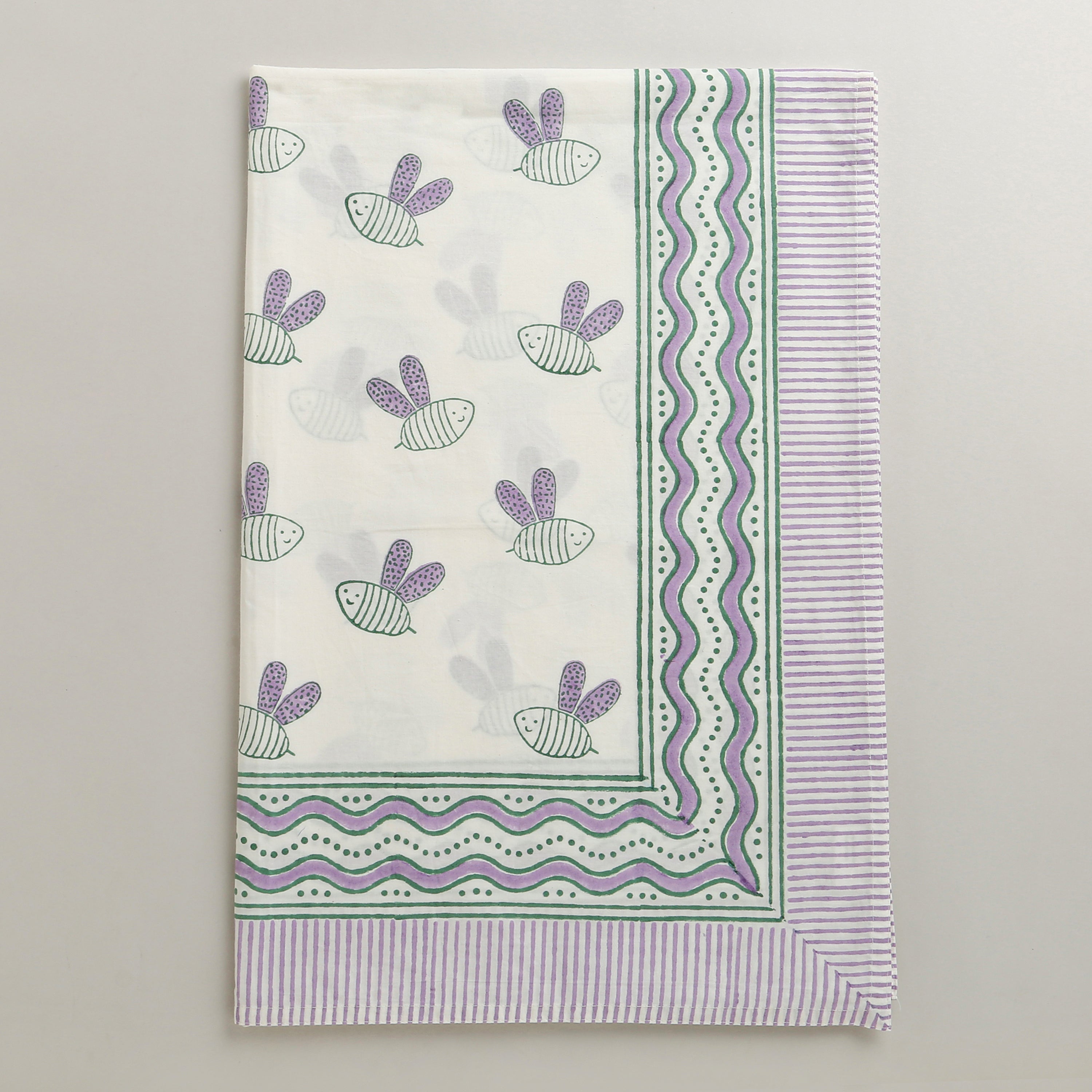 ' A Swarm of Bees - Bedsheet