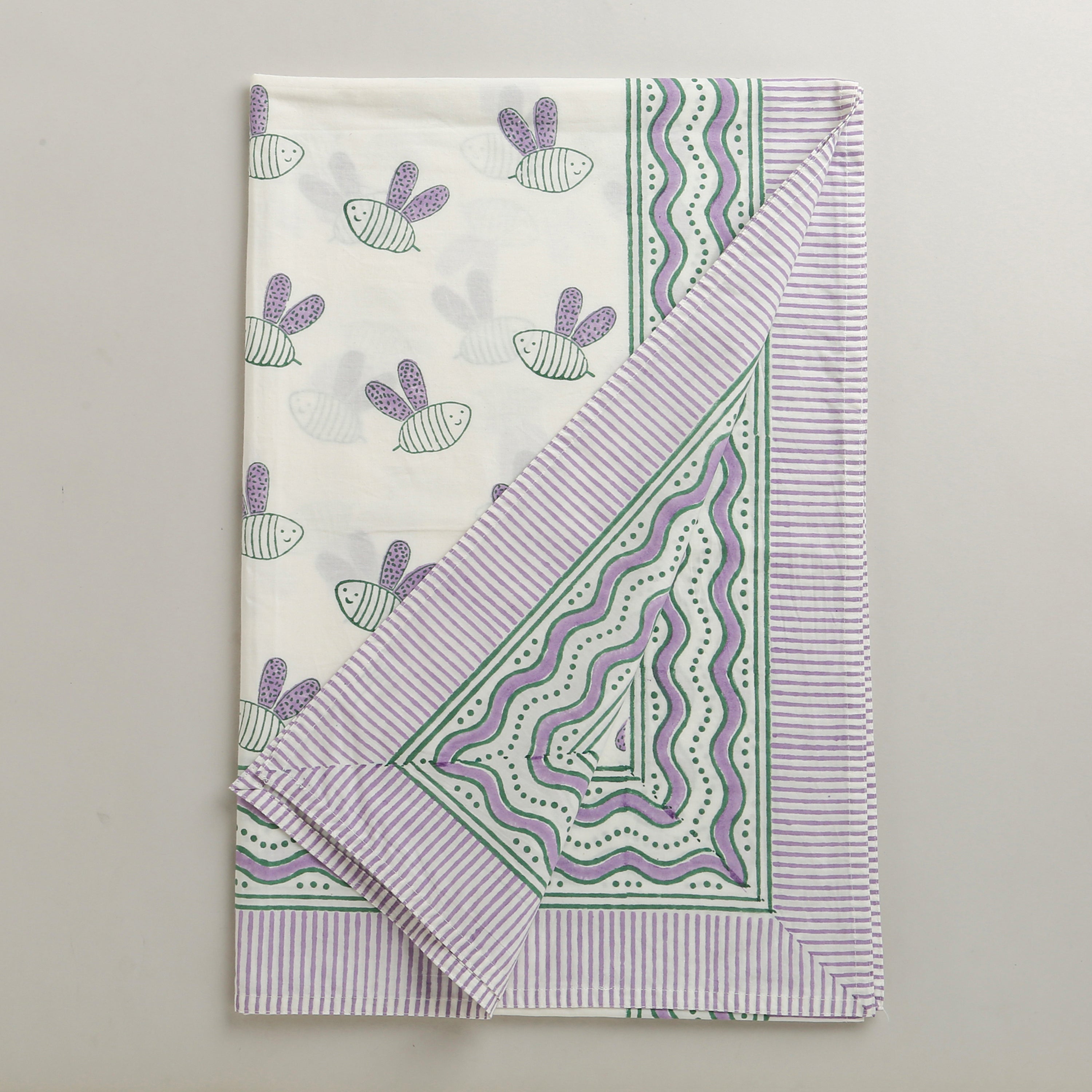 ' A Swarm of Bees - Bedsheet