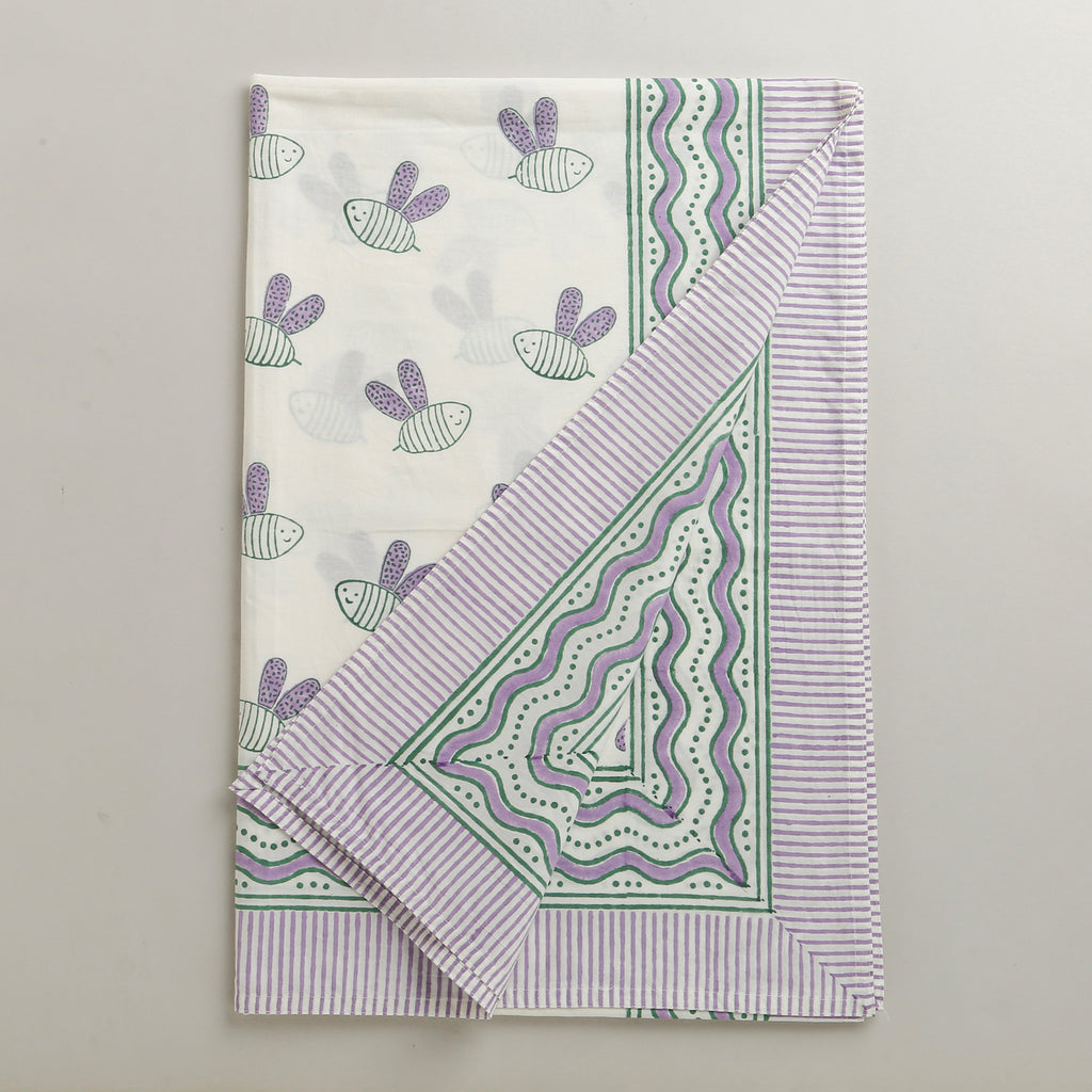 ' A Swarm of Bees - Bedsheet