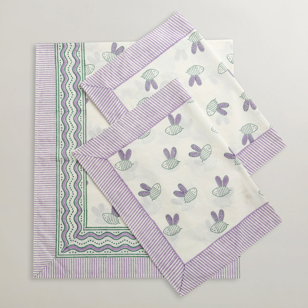 ' A Swarm of Bees - Bedsheet