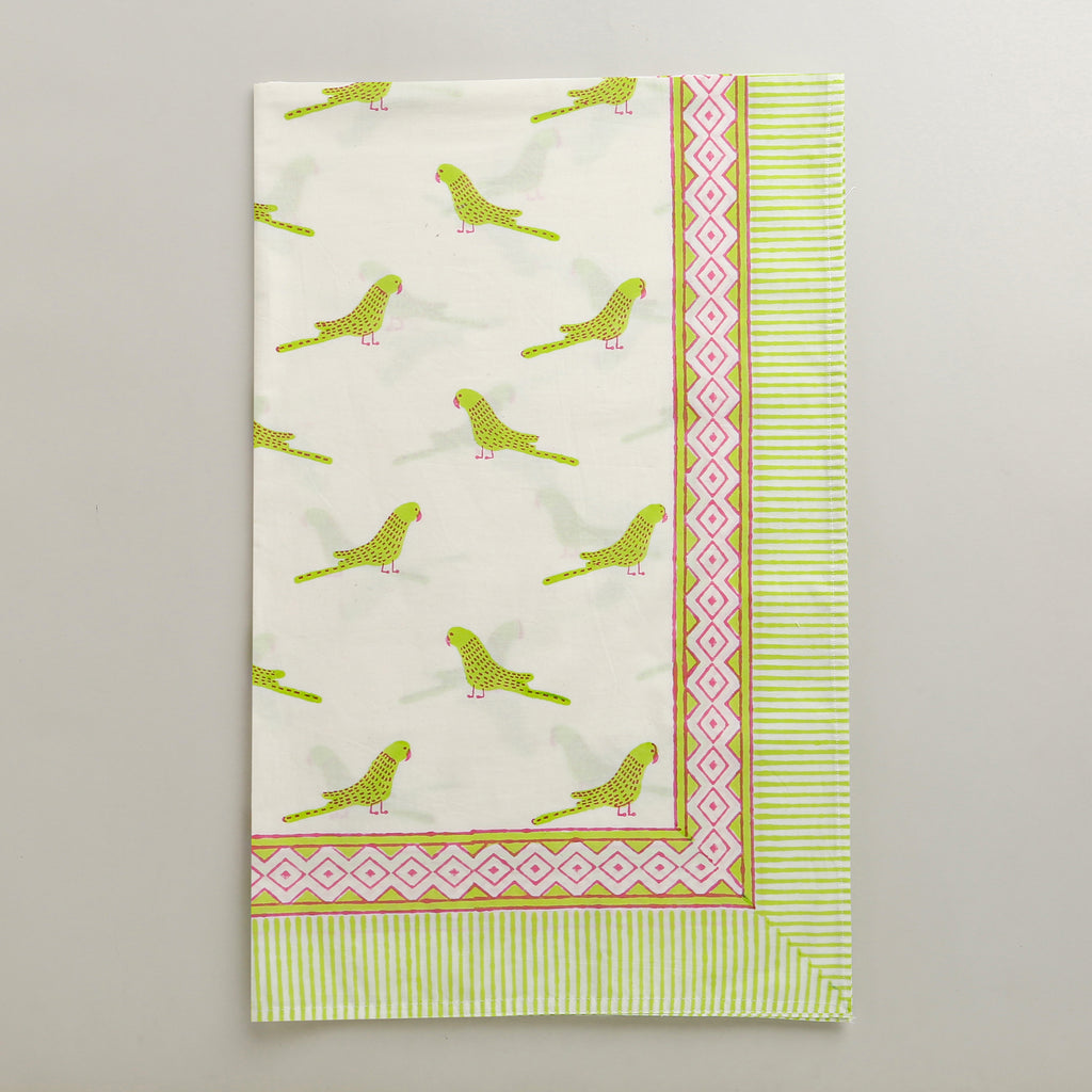 ' A Cluster of Parakeets - Bedsheet