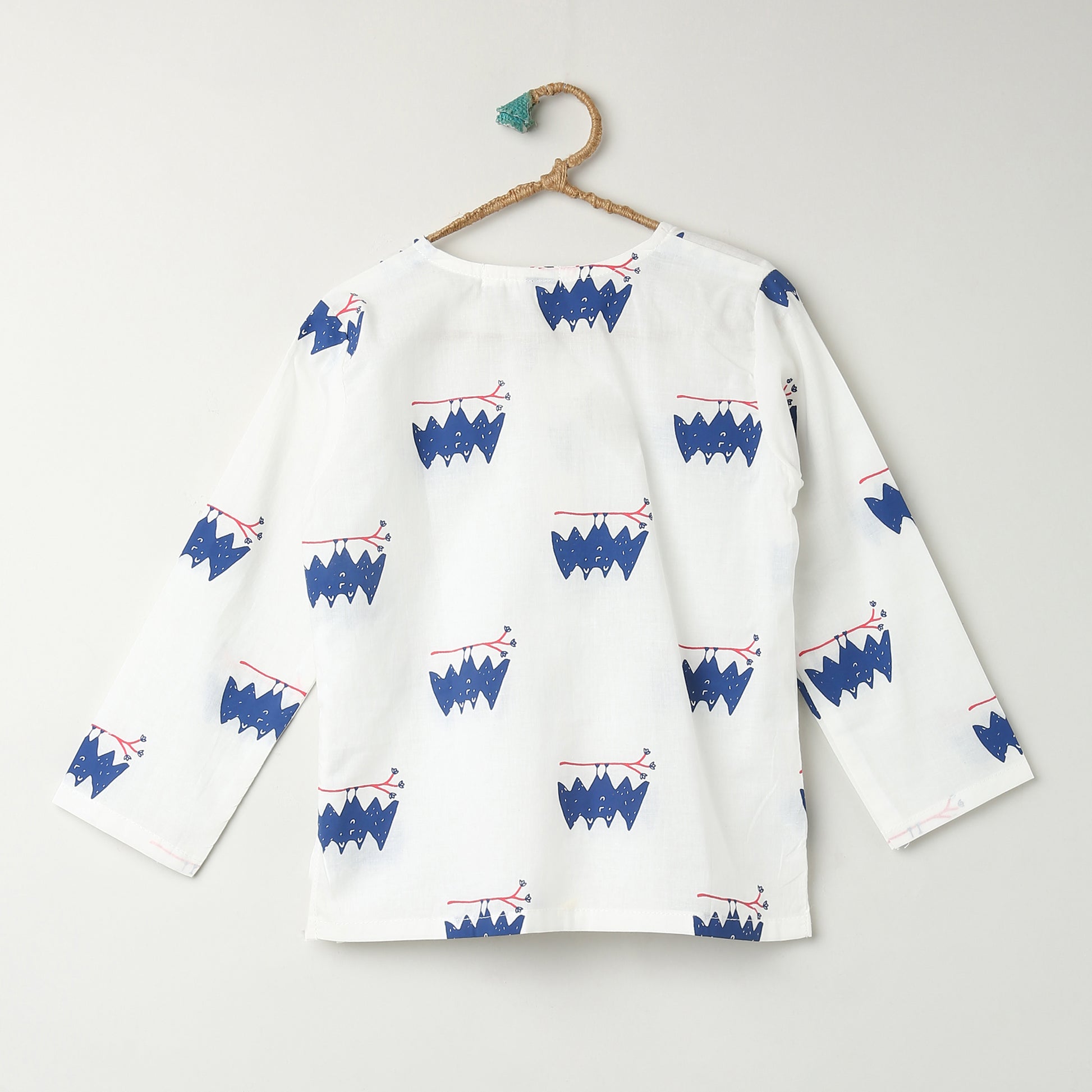 'A Colony of Bats' Kurta Pyjama Set