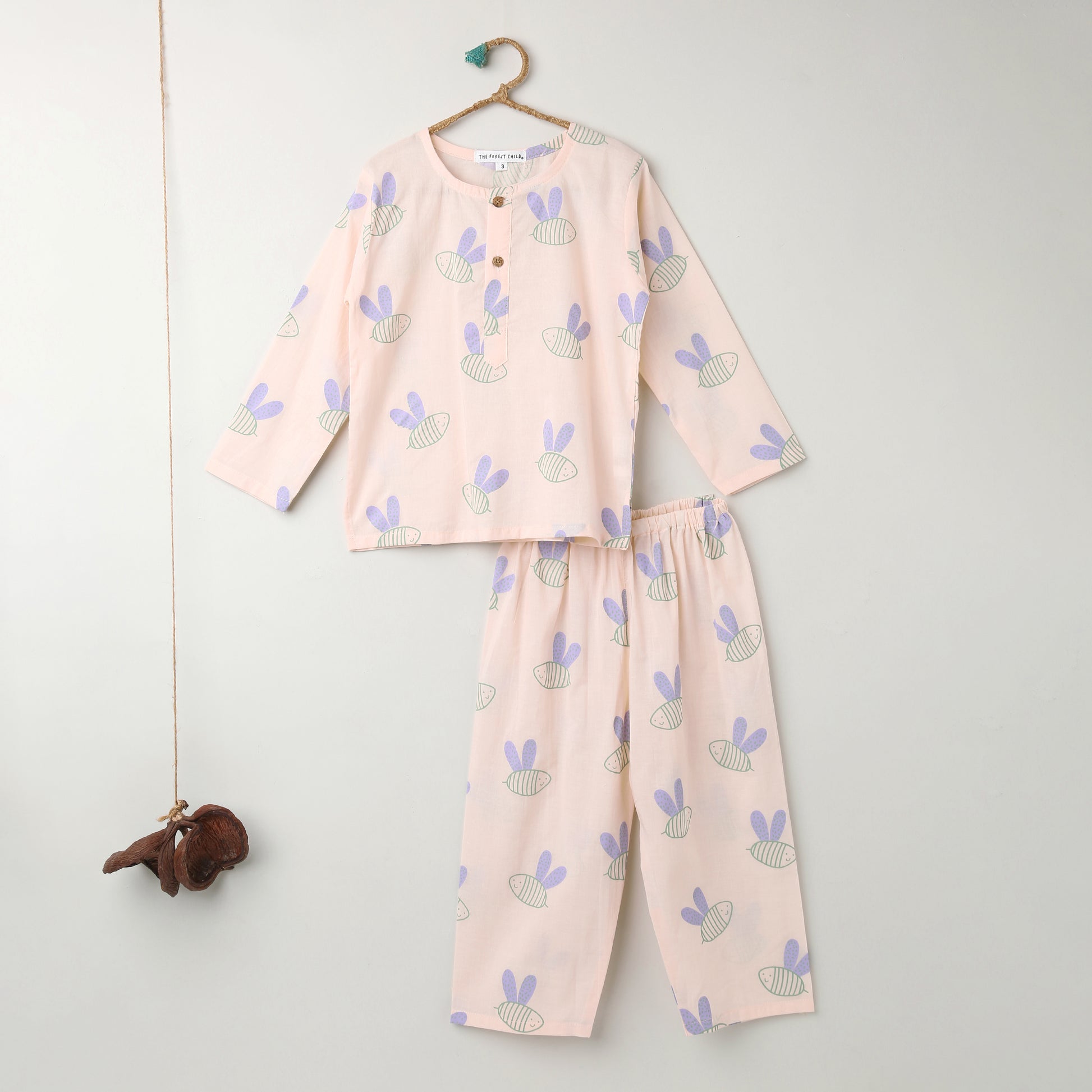 'A Swarm of Bees' Kurta Pyjama Set on Peach