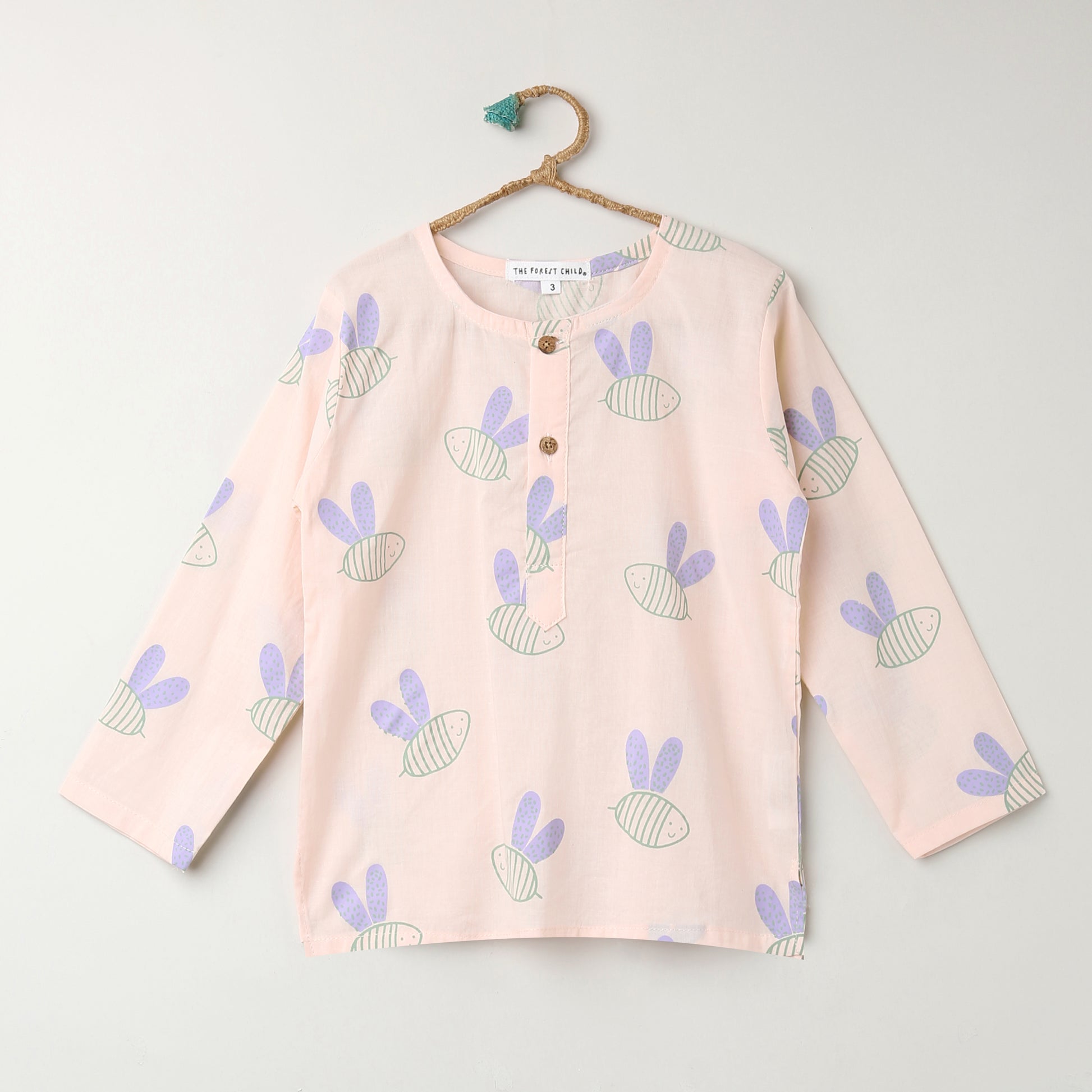 'A Swarm of Bees' Kurta Pyjama Set on Peach