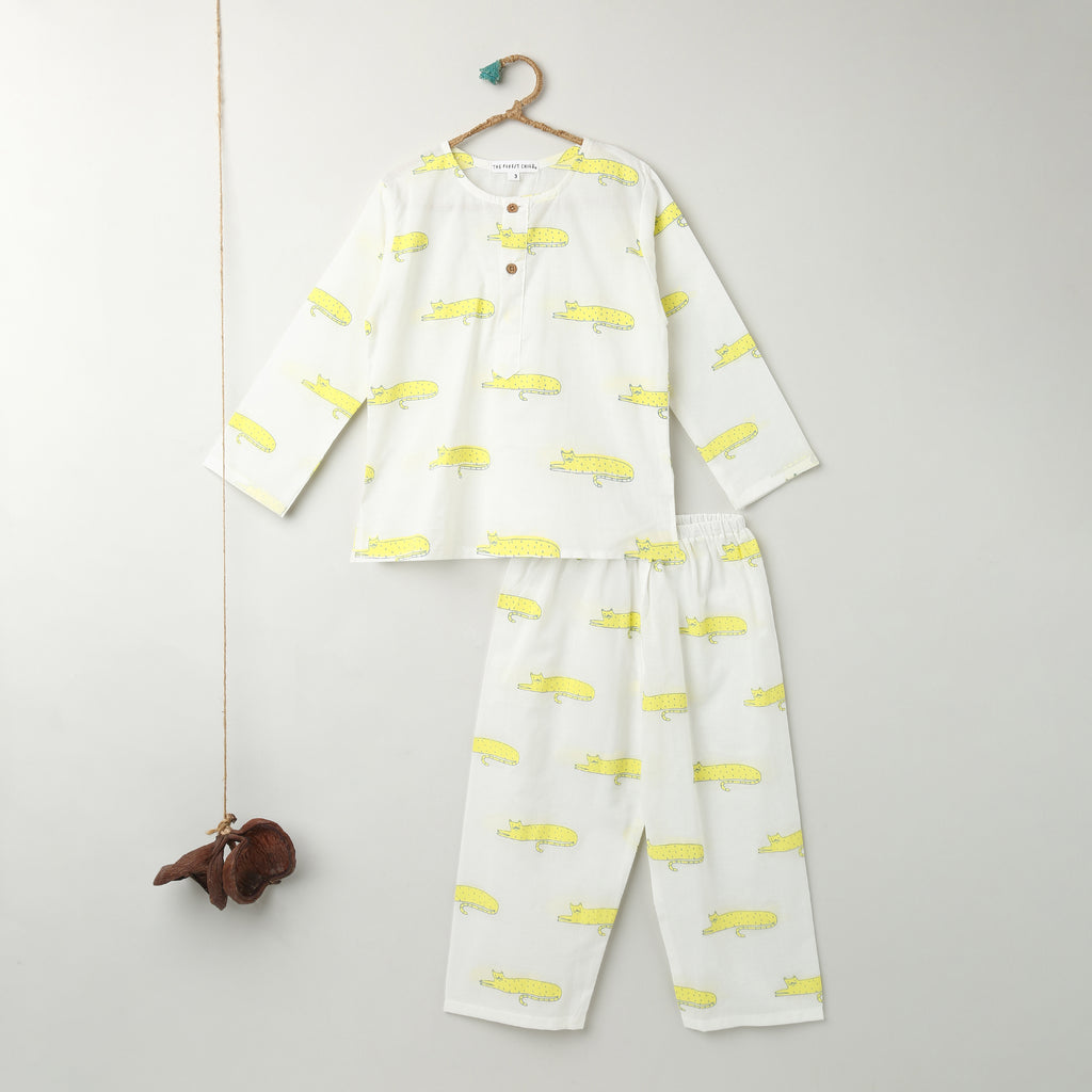 'A Clowder of Cats' Kurta Pyjama Set