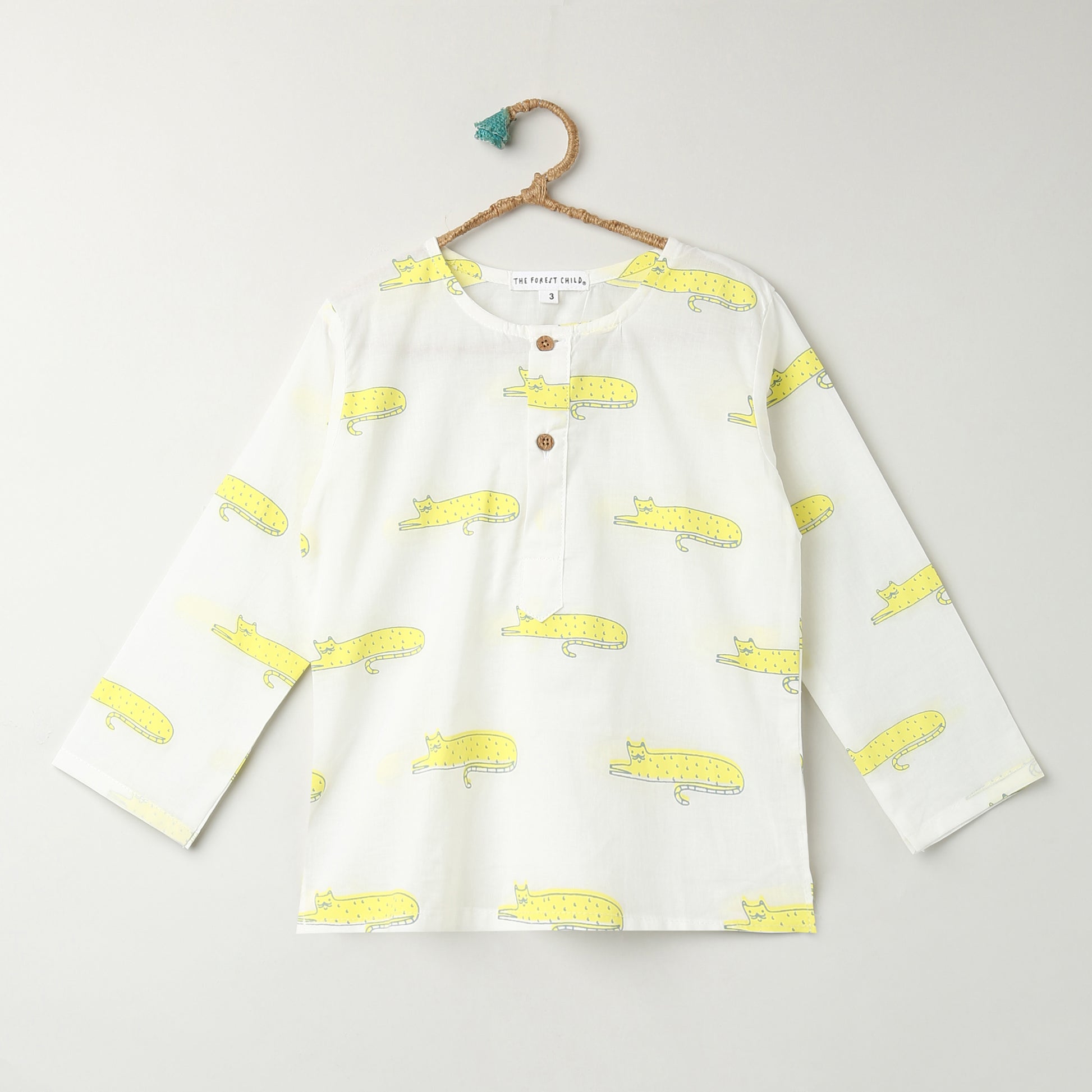 'A Clowder of Cats' Kurta Pyjama Set