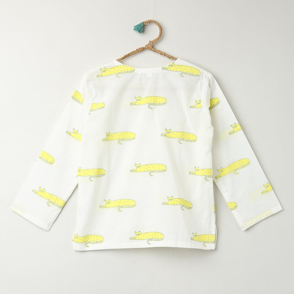 'A Clowder of Cats' Kurta Pyjama Set