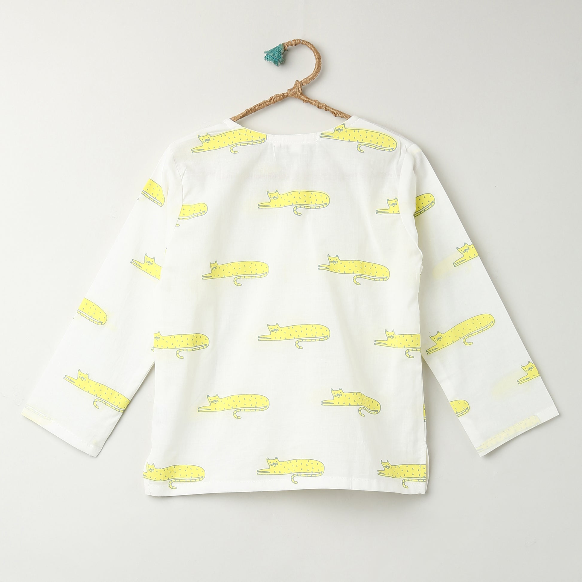 'A Clowder of Cats' Kurta Pyjama Set