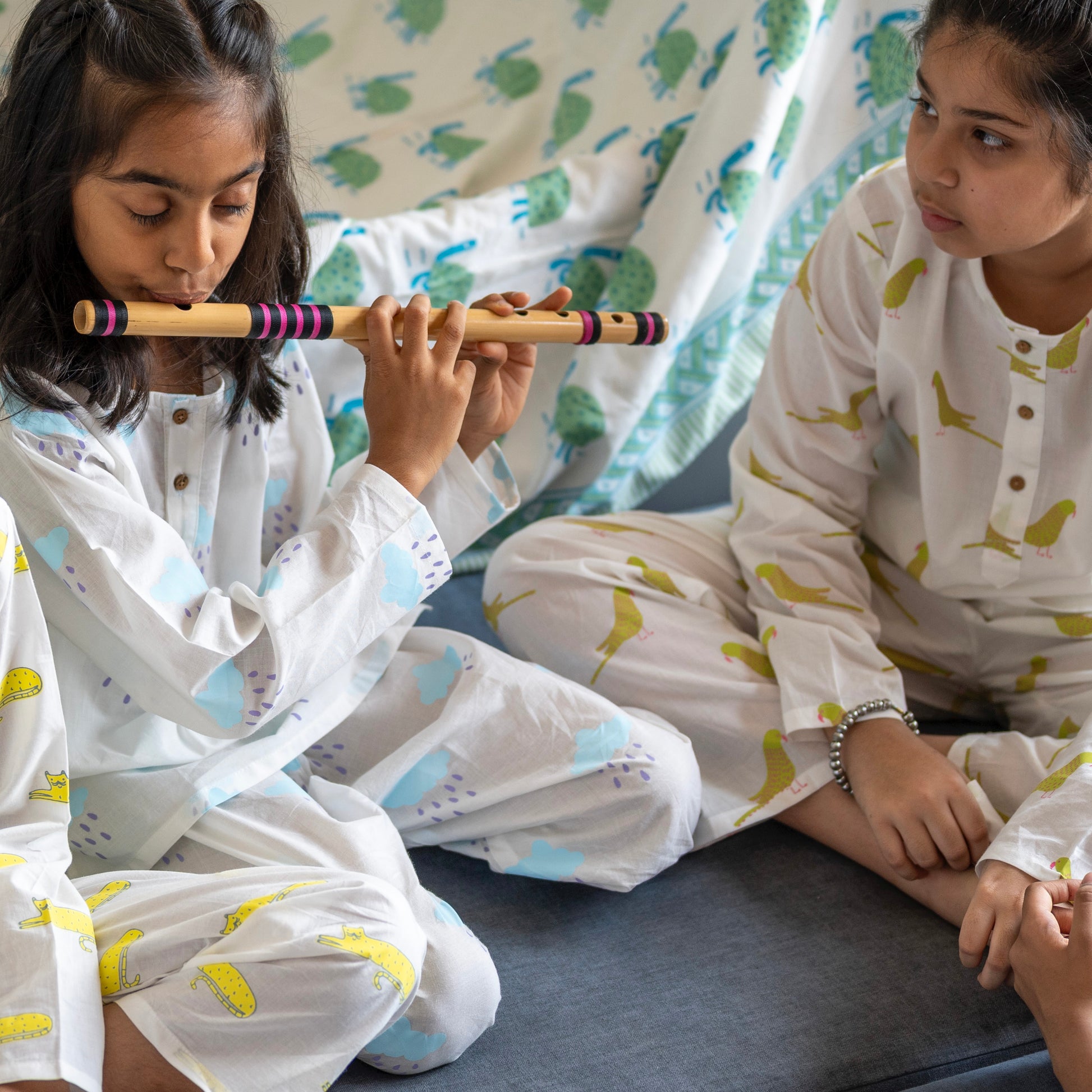 'A Billow of Clouds' Kurta Pyjama Set