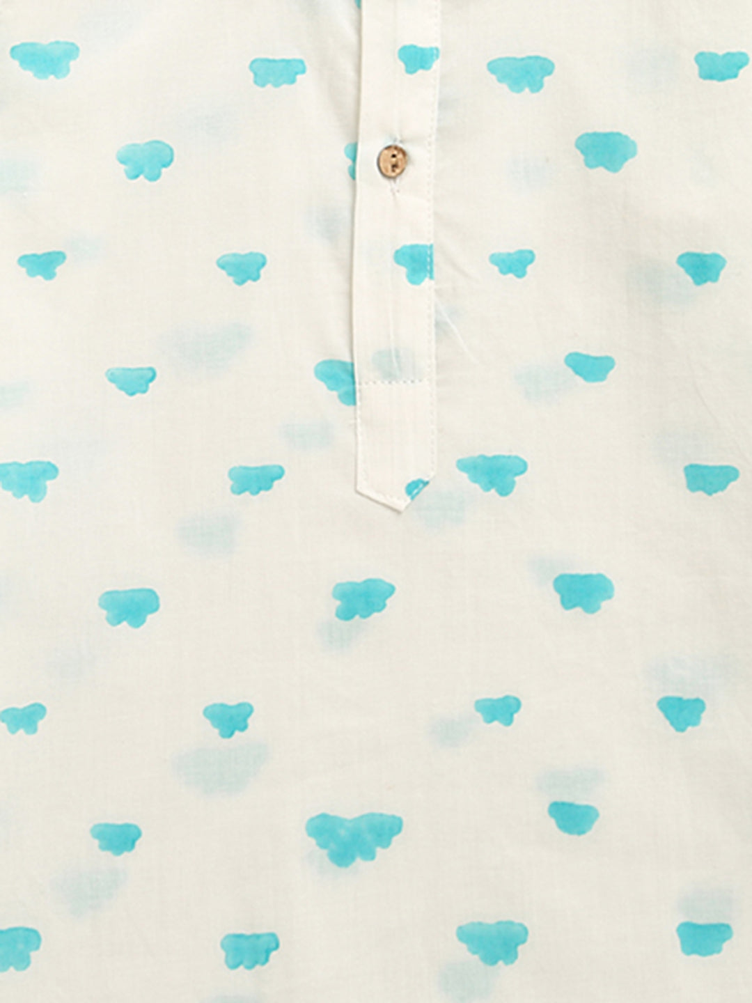 'A Billow of Clouds' Kurta Pyjama Set
