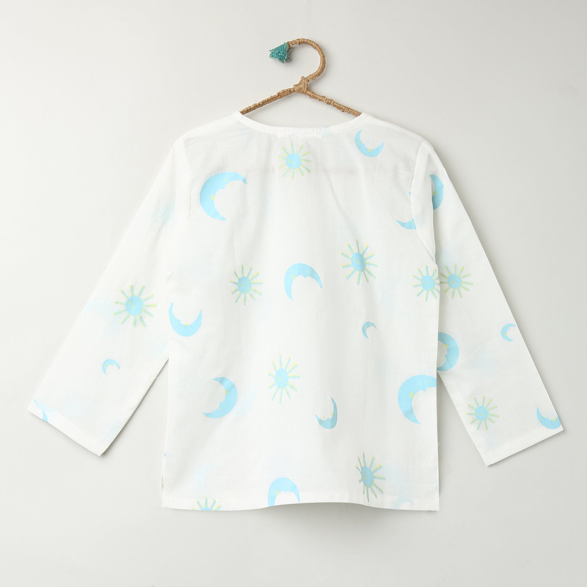 'Sun and Moon' Kurta Pyjama Set