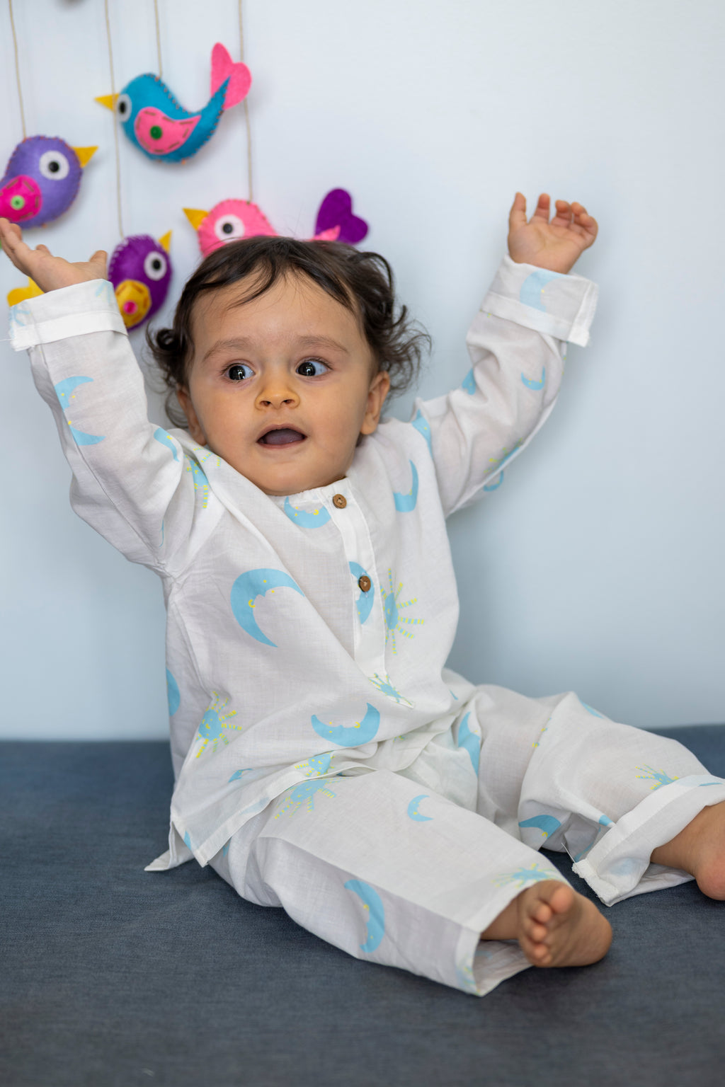 'Sun and Moon' Kurta Pyjama Set