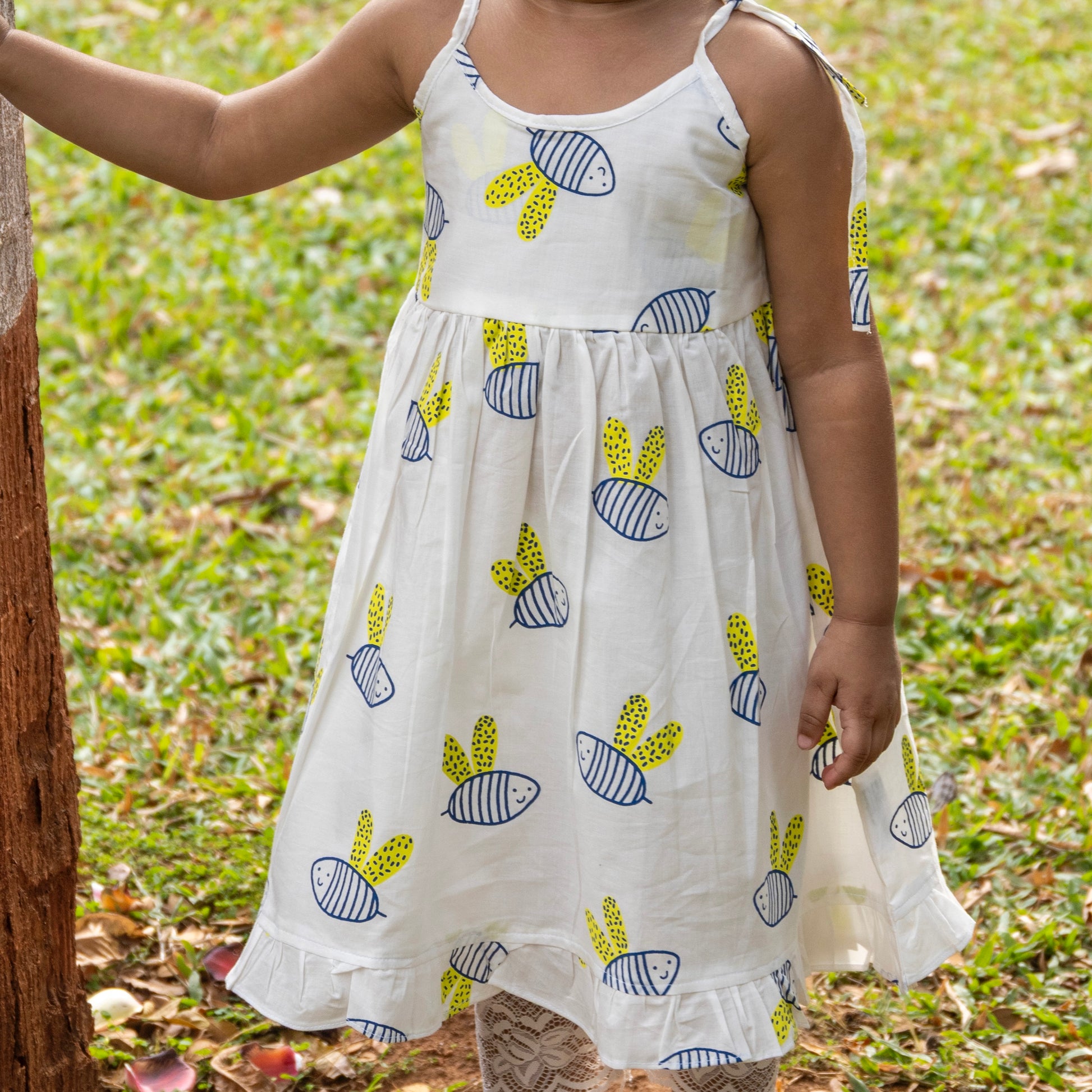 'A Swarm of Bees' String Dress