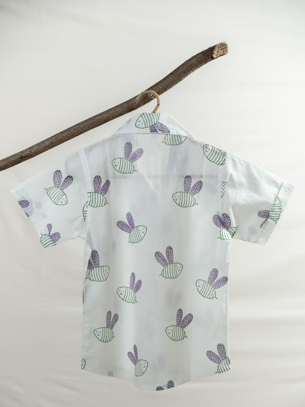 'A Swarm of Bees' Shirt in Mauve
