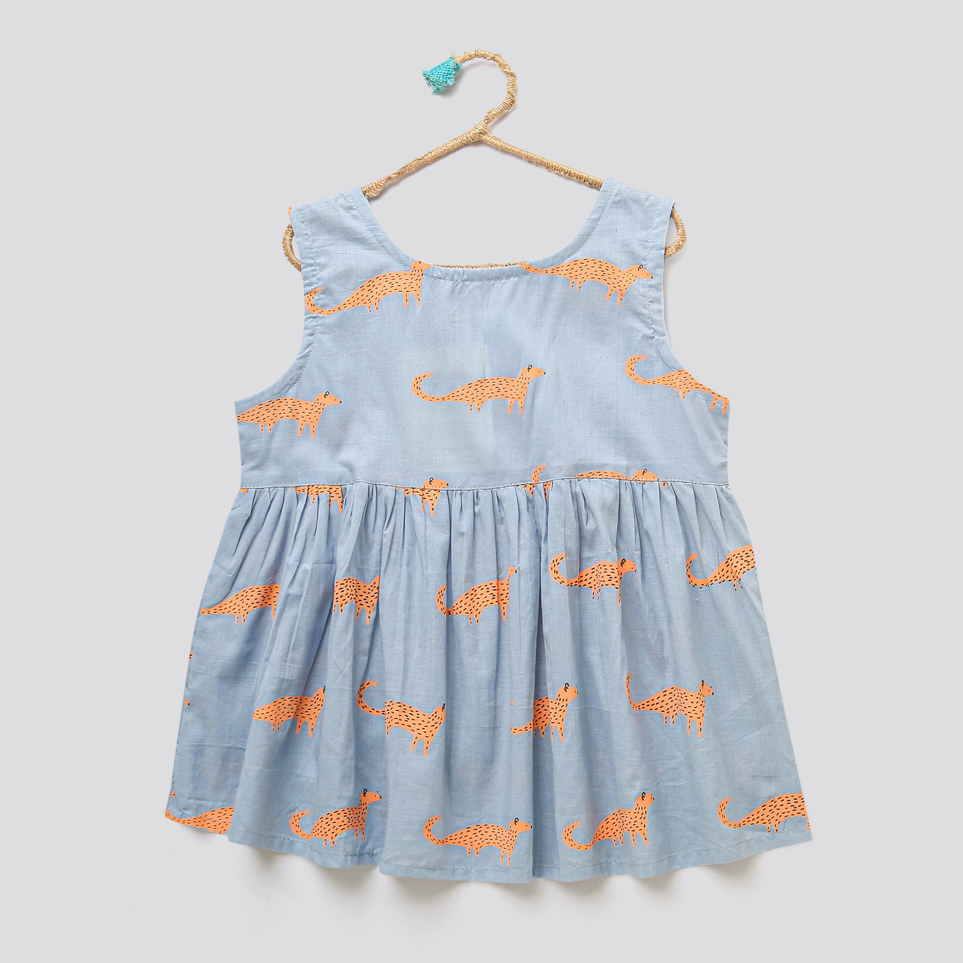 ‘A Band Of Mongooses’  Top