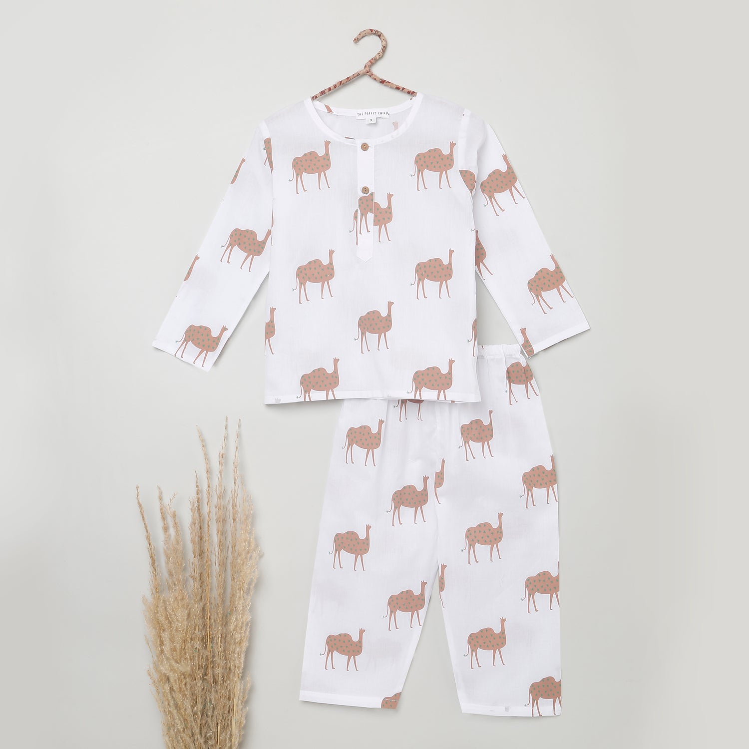 'A Caravan of Camels' Kurta Pyjama Set