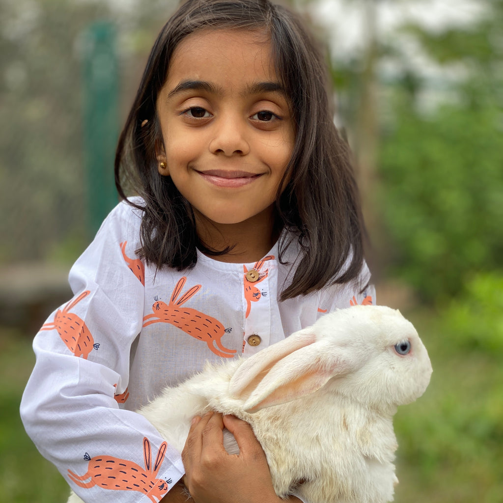 'A Down of Hares' Kurta Pyjama Set