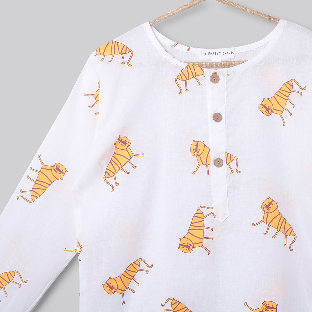 'An Ambush of Tigers' Kurta Pyjama Set