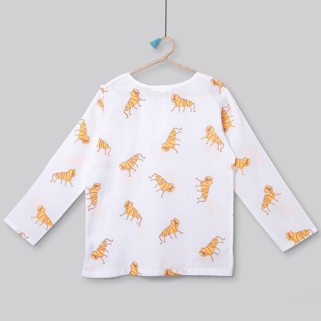 'An Ambush of Tigers' Kurta Pyjama Set